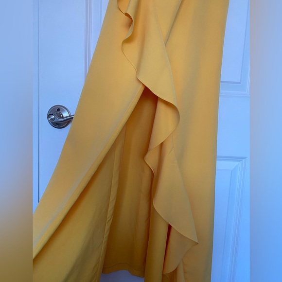 Women’s Evening Gown - Vince Camuto - Size 8 - Picture 4 of 4